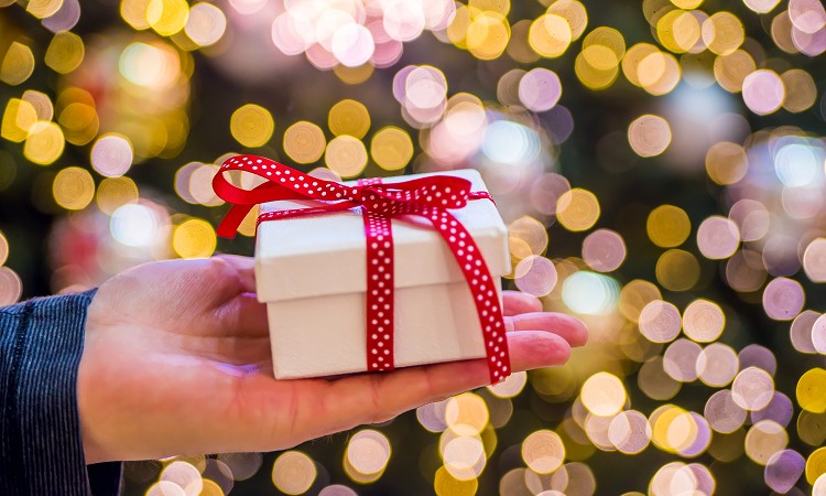 NX}Xv[gɔY񂾂ǂHIԕ@ЉI