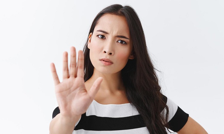 ɉȂj̓ƌłȂRɂĉI