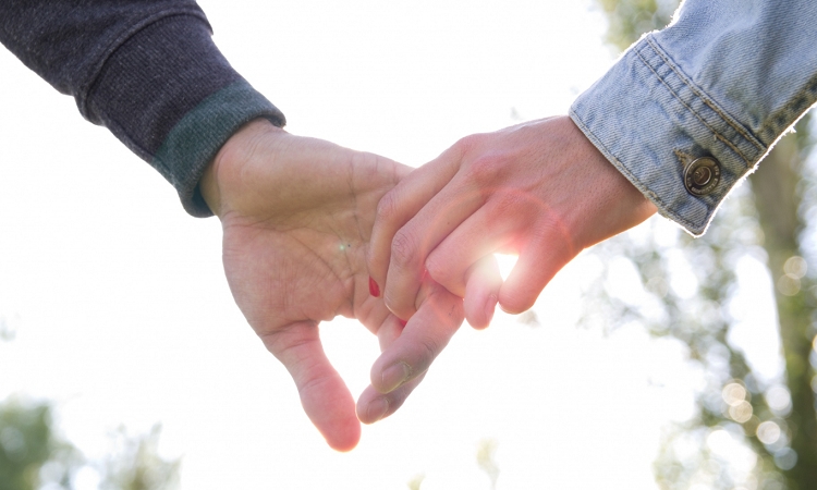 ����3�����������z����I�֌W��[�߂�3�̖@��